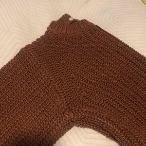 Chunky Knit Cropped Sweater